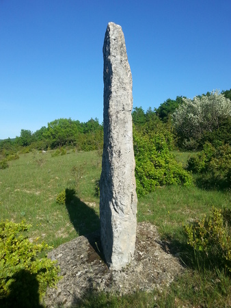 Menhir de la Cisternette Menhir de la Cisternette