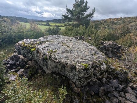 Dolmen de Sermeillets