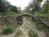 Pont médiéval en ruine