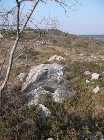 Grotte de la pierre tintante