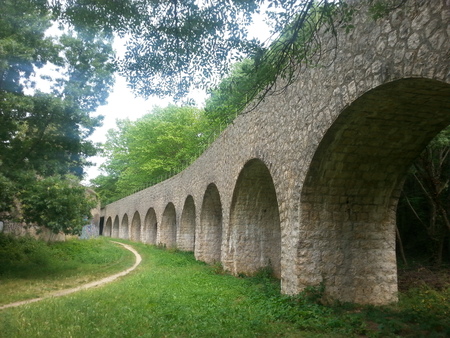 Aqueduc d'Aniane Aqueduc d'Aniane