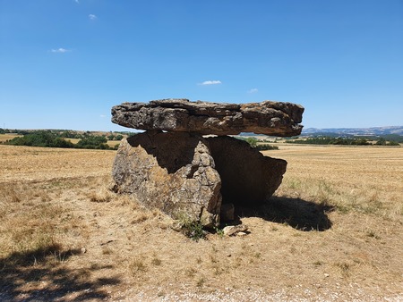 Dolmen de Tiergues Dolmen de Tiergues