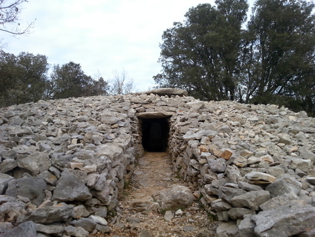 Dolmen et tumulus de Lamalou Dolmen et tumulus de Lamalou
