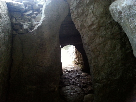 Dolmen et tumulus de Lamalou Dolmen et tumulus de Lamalou