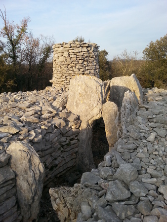 Dolmen des Feuilles