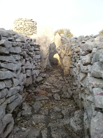 Dolmen des Feuilles