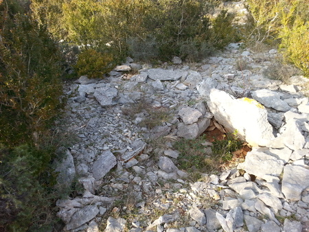 Dolmen des Feuilles 3