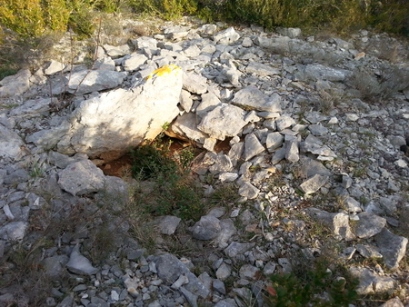 Dolmen des Feuilles 3