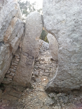 Dolmen des Feuilles 3