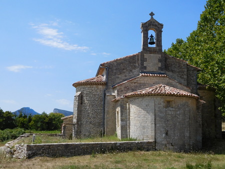 Église d'Aleyrac Église d'Aleyrac