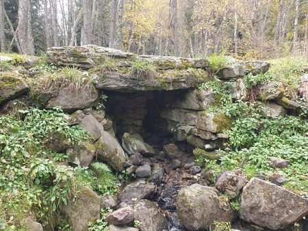Pont mégalithique d'Eyne Pont mégalithique d'Eyne