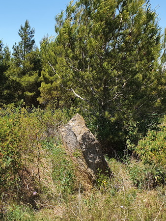 Dolmen de Perrières Dolmen de Perrières