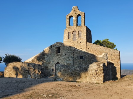 Ermita de Santa Helena de Rodes Ermita de Santa Helena de Rodes