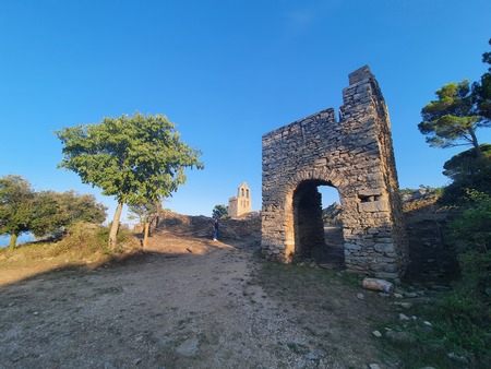 Poblat medieval de Santa Creu de Rodes