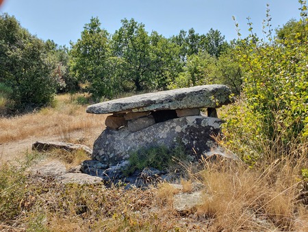 Dolmen du Cayroux Dolmen du Cayroux