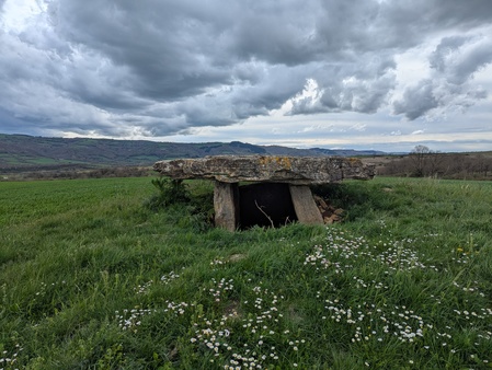 Dolmen de Surguières