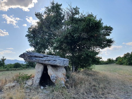 Dolmen de Restous