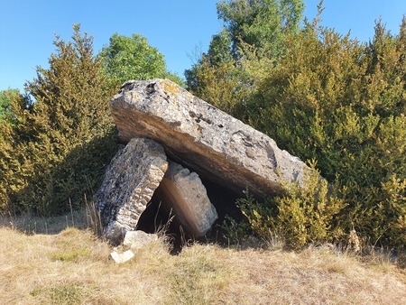 Dolmen de la Glène Dolmen de la Glène