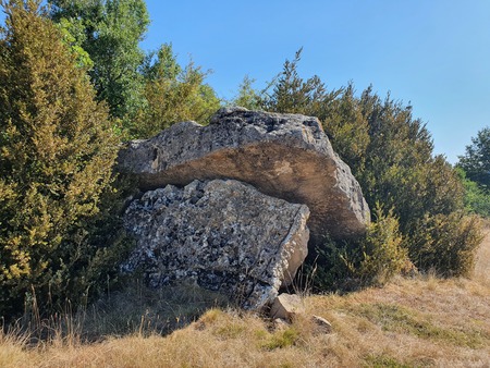 Dolmen de la Glène Dolmen de la Glène