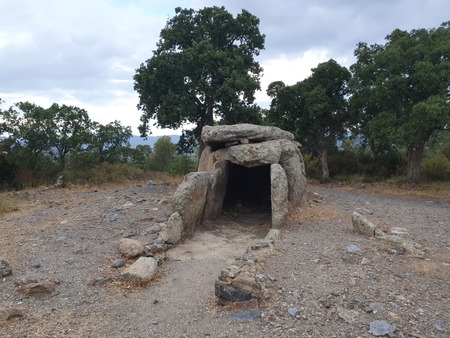 Dolmen de la Cabana Arqueta Dolmen de la Cabana Arqueta
