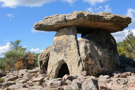 Dolmen du Coste Rouge