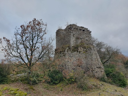 Tour des aiguillons