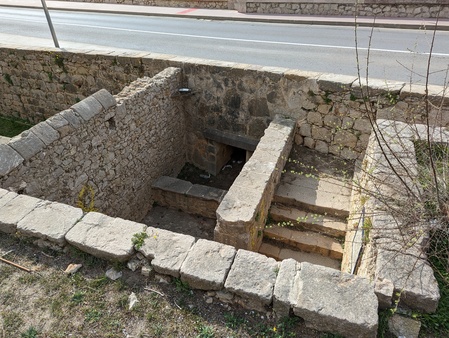 Fontaine et lavoir del Pedró