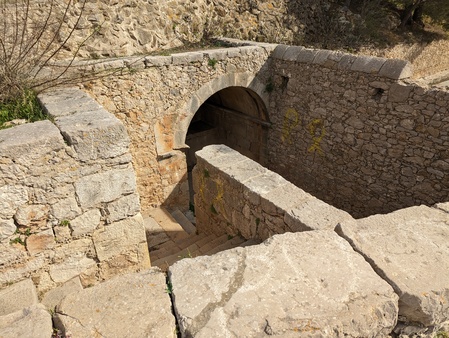 Fontaine et lavoir del Pedró