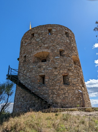 Torre del Serrat de la Plaça