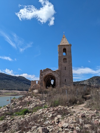 Église de Sant Romà de Sau Église de Sant Romà de Sau