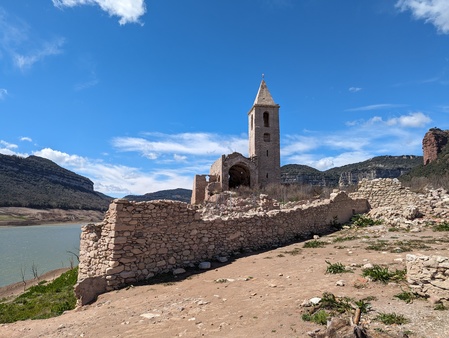 Église de Sant Romà de Sau Église de Sant Romà de Sau