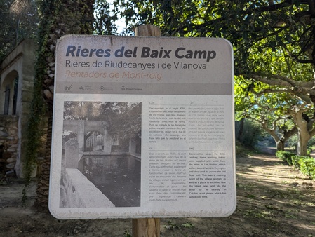 Lavoir de Mont-roig del Camp Lavoir de Mont-roig del Camp